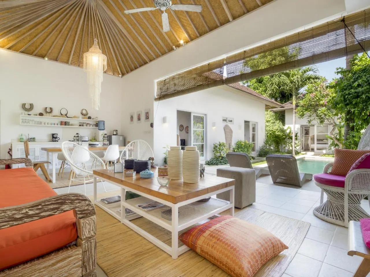 Villa Tara Seminyak  Seminyak (Bali)